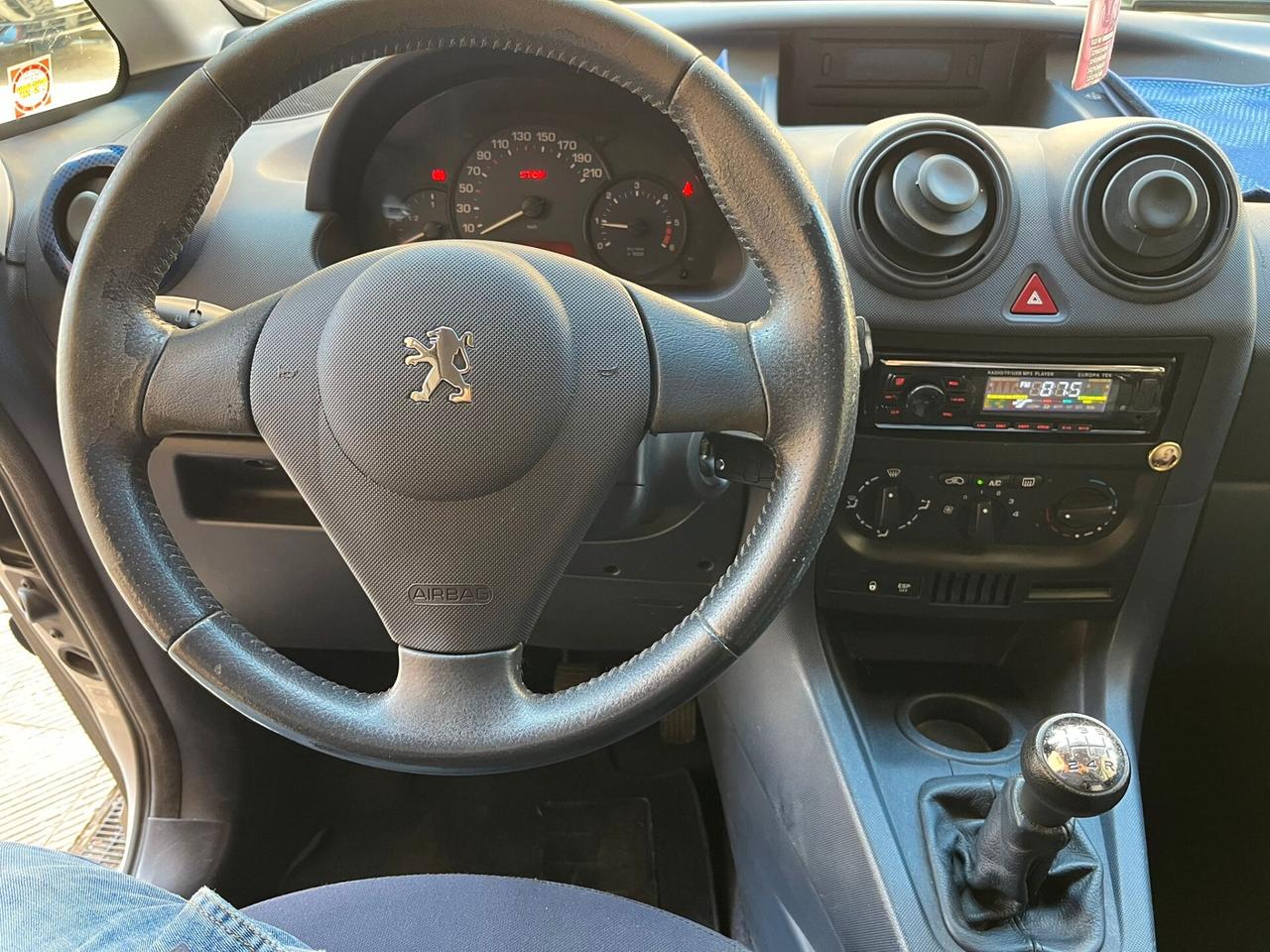 Peugeot 1007 1.4 HDi - IDEALE X NEOPATENTATI - 2005