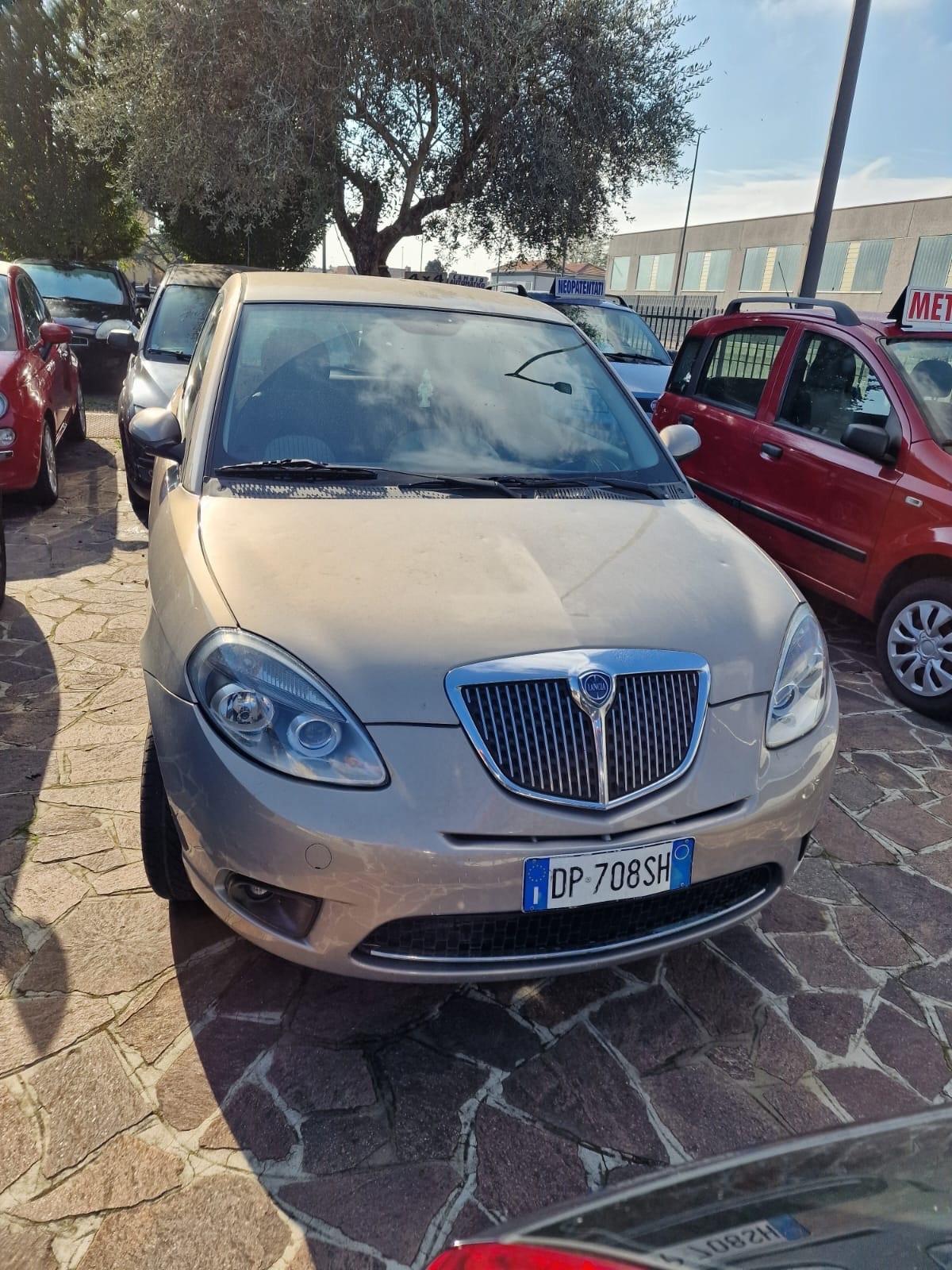 Lancia Ypsilon CLIMA NEOPATENTATI