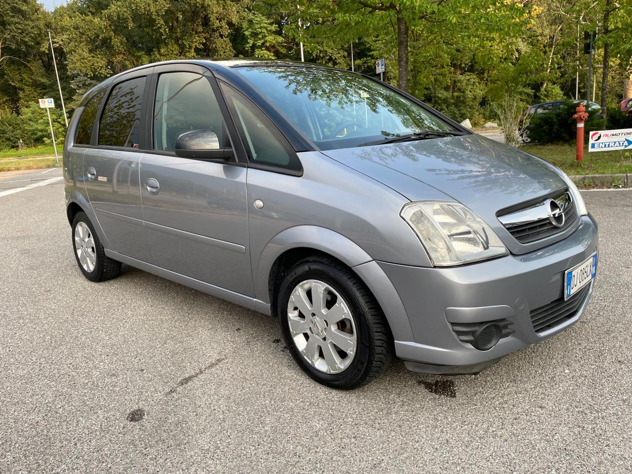 Opel Meriva 1.4 16V Cosmo *neo patentati *