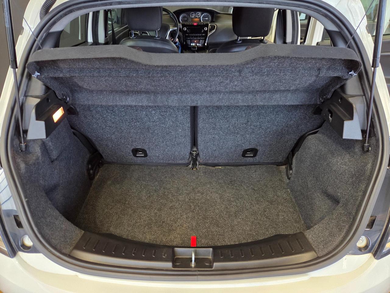 Lancia Ypsilon 5 Porte Ypsilon 0.9 t.air Platinum s&s 85cv dfn