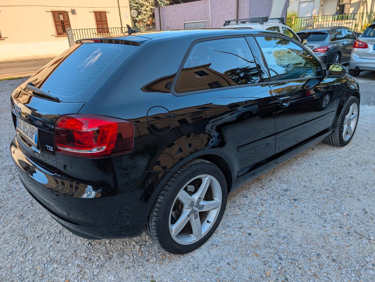 Audi A3 1.6 TDI 105 CV CR Attraction TENUTA BENISSIMO SOLO KM 117000