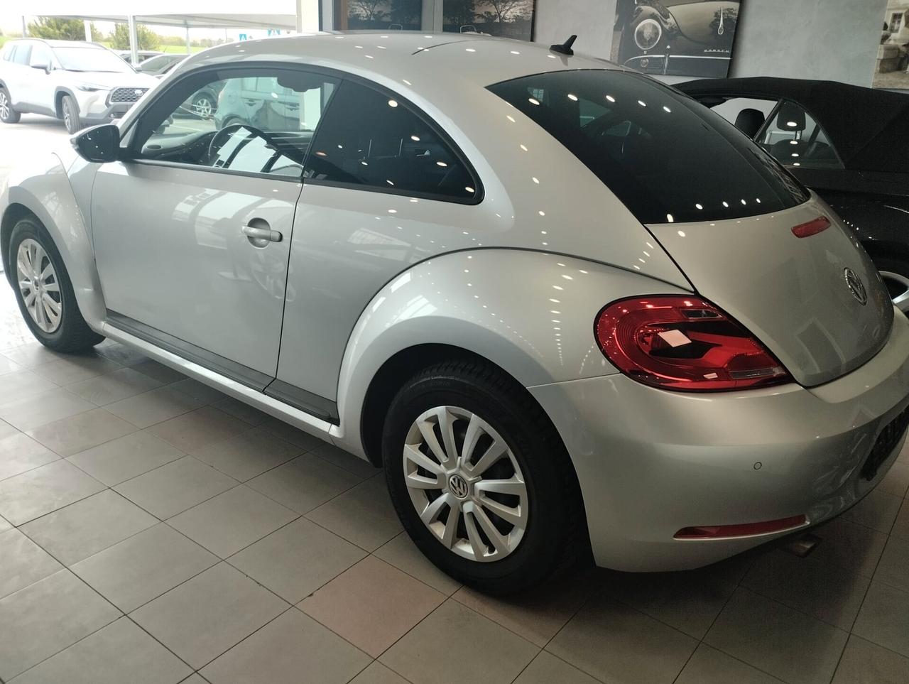 Volkswagen Maggiolino 1.2 TSI Design adatta a neopatentati