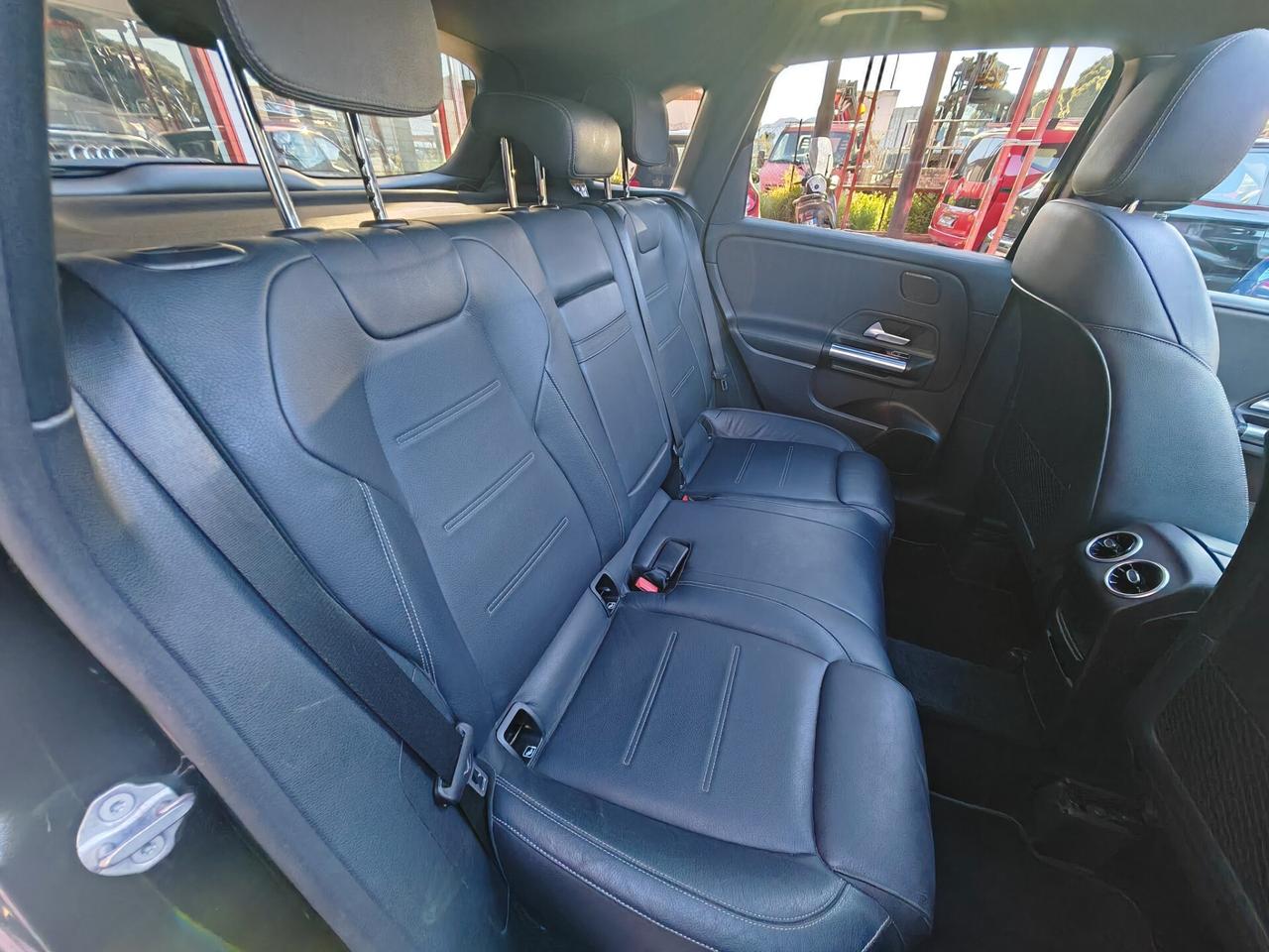 Mercedes Classe B180 1,5 diesel 2019 CV115 Premium automatic