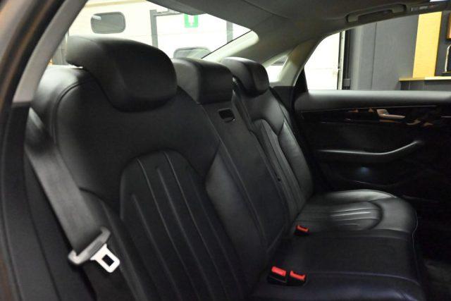 AUDI A8 V6 3.0 TDI Q.TIP.NAVI 20'BOSE TEL RISC.20"CAM FULL
