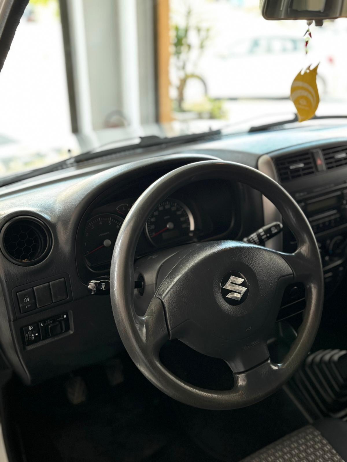 Suzuki Jimny 1.3i 16V cat 4WD JLX MAI FUORISTRA