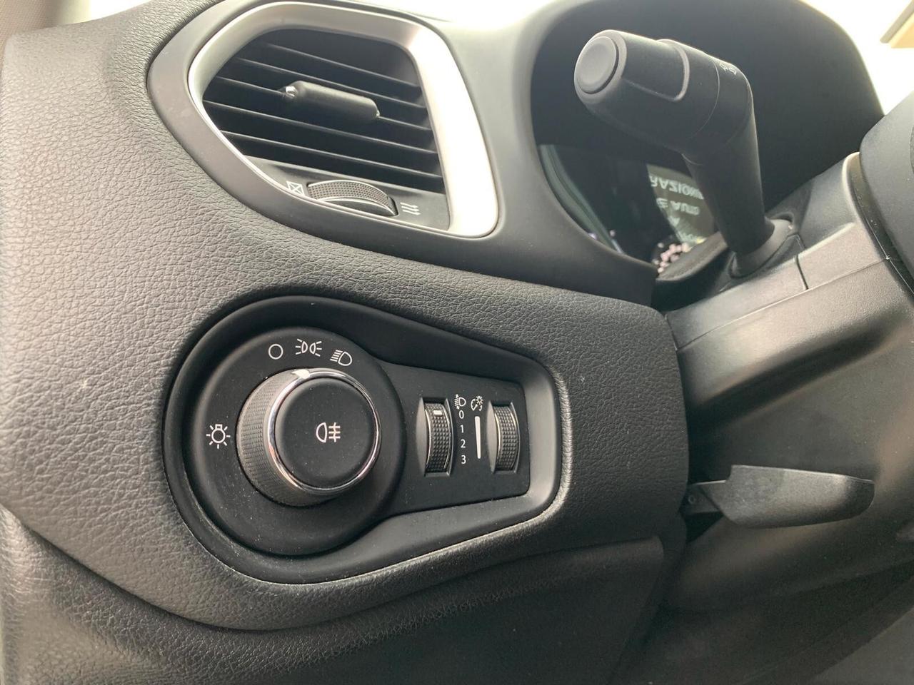 Jeep Renegade 1.6 E-TorQ EVO Sport Unicoprop. Neopat.