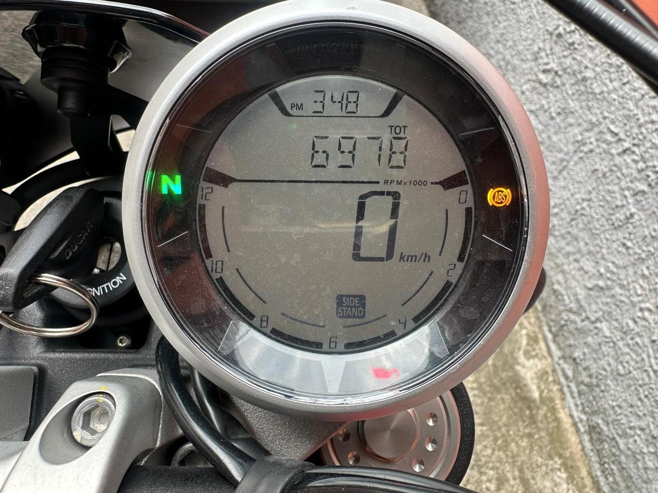 DUCATI SCRAMBLER 800- OCCASIONE!