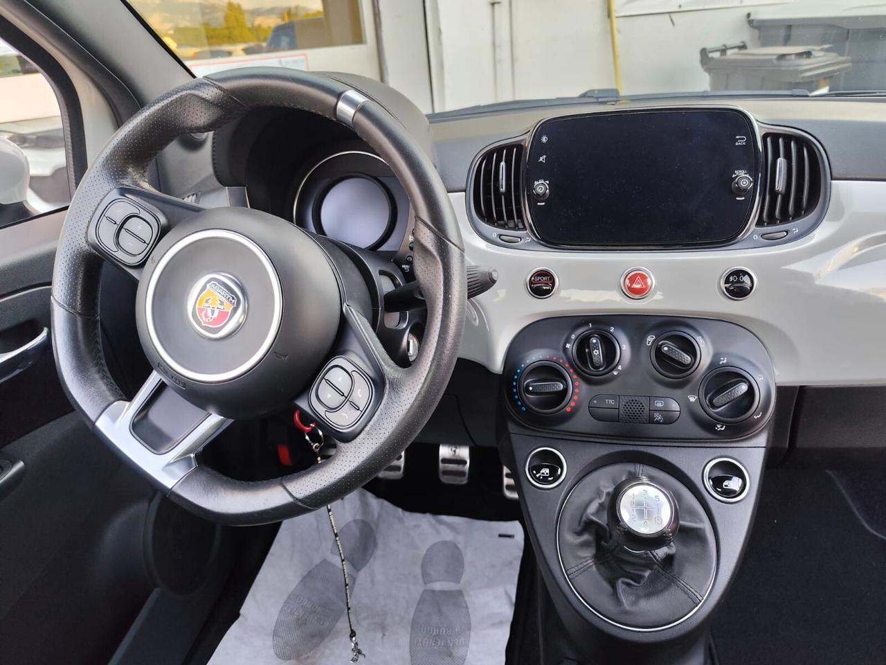 Abarth 595 1.4 Turbo T-Jet 145 CV
