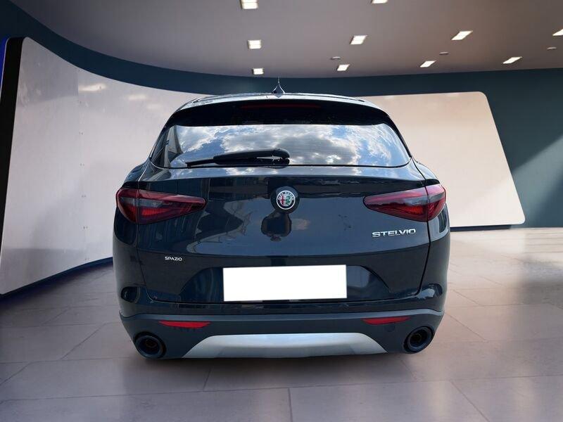 Alfa Romeo Stelvio 2020 2.2 t Business rwd 160cv auto