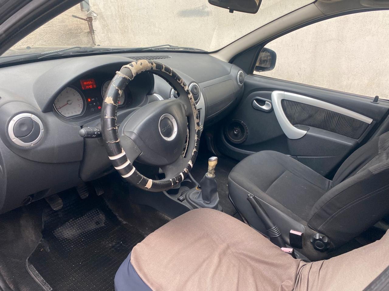 Dacia Sandero 1.4cc gpl (PRIVATO)-2009