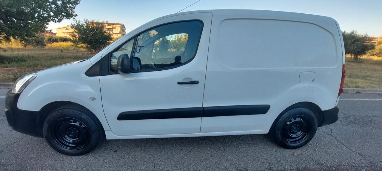 BERLINGO 1,6 DIESEL 75 CV TELEFONO BLUETOOTH 3 POSTI PORTA LATERALE IMPECCABILE