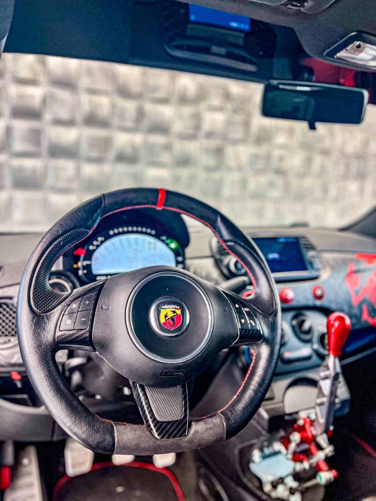 Abarth 500 1.4 Turbo T-Jet - 330cv