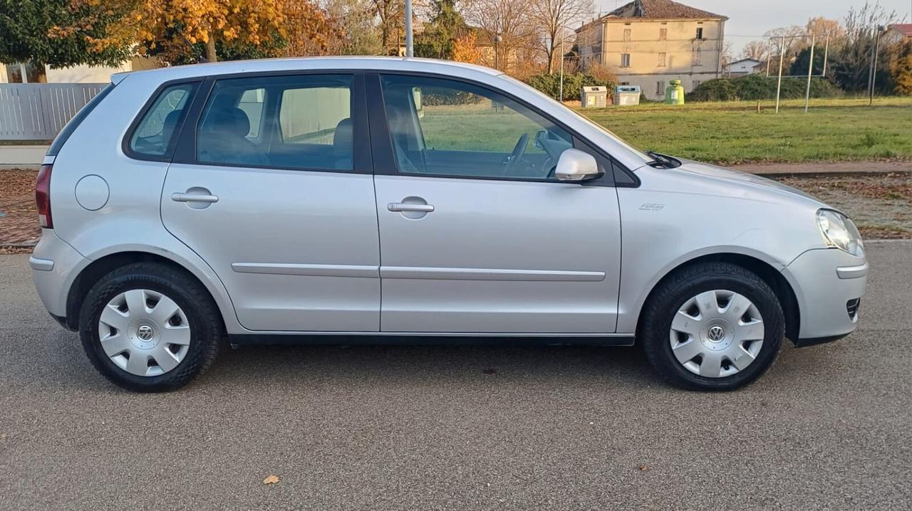 Volkswagen Polo 1.2/70CV 12V 5p. Comfortline