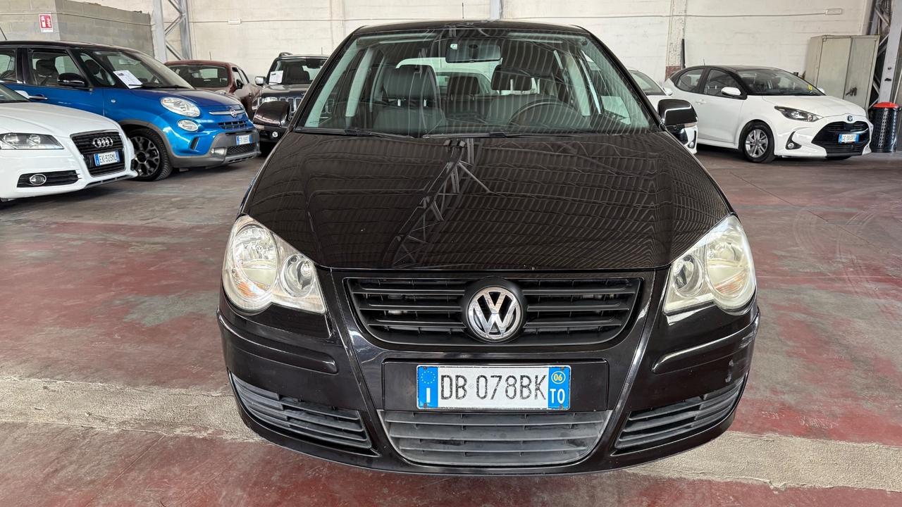 Volkswagen Polo 1.4/75CV 16V 5p. aut. Comfortline