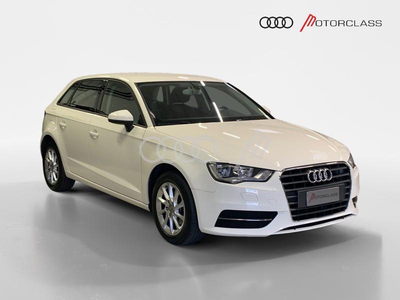 Audi A3 sportback 1.6 tdi 110cv attraction e6