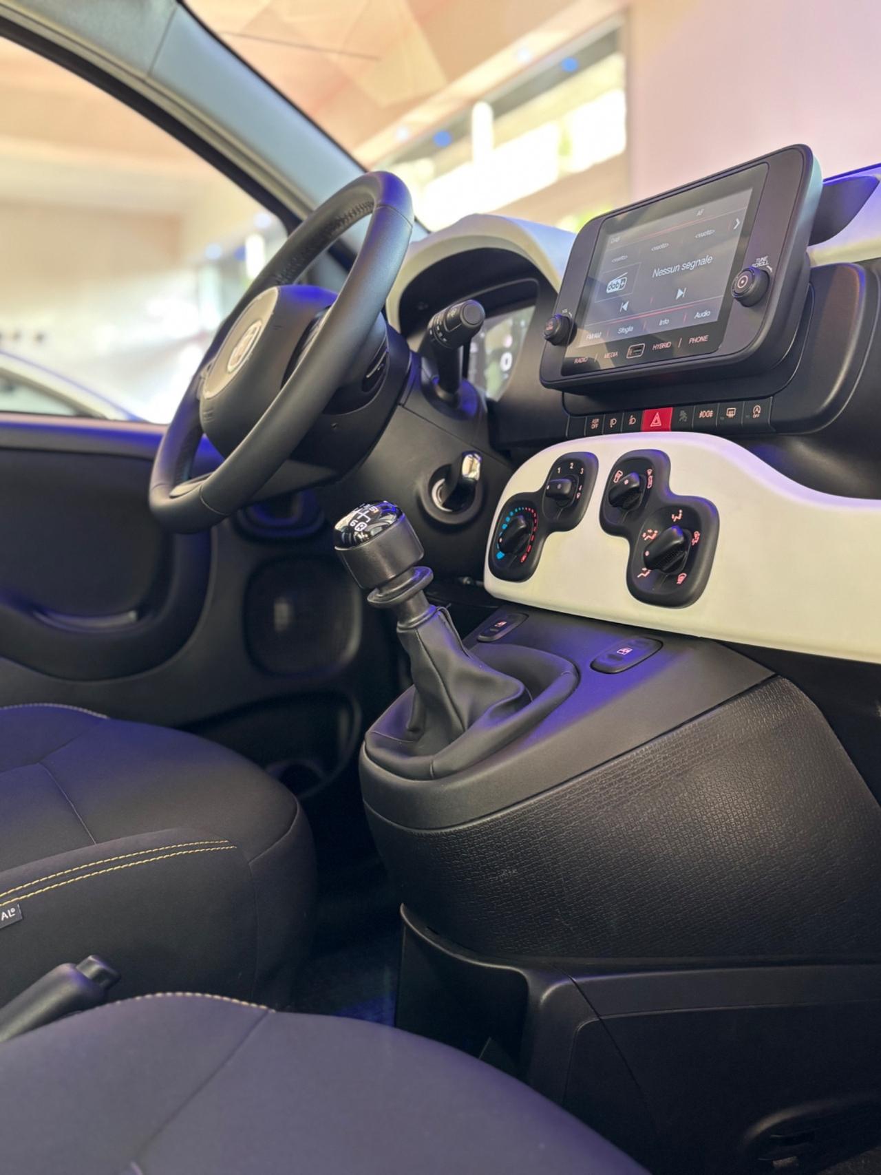 Fiat Panda 1.0 FireFly S&S Hybrid Pandina