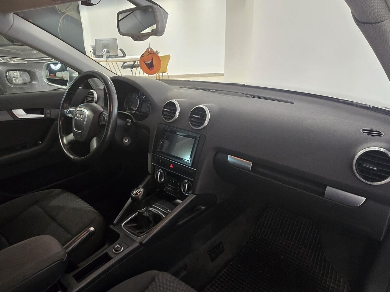 Audi A3 1.6 TDI 105 CV CR Ambiente