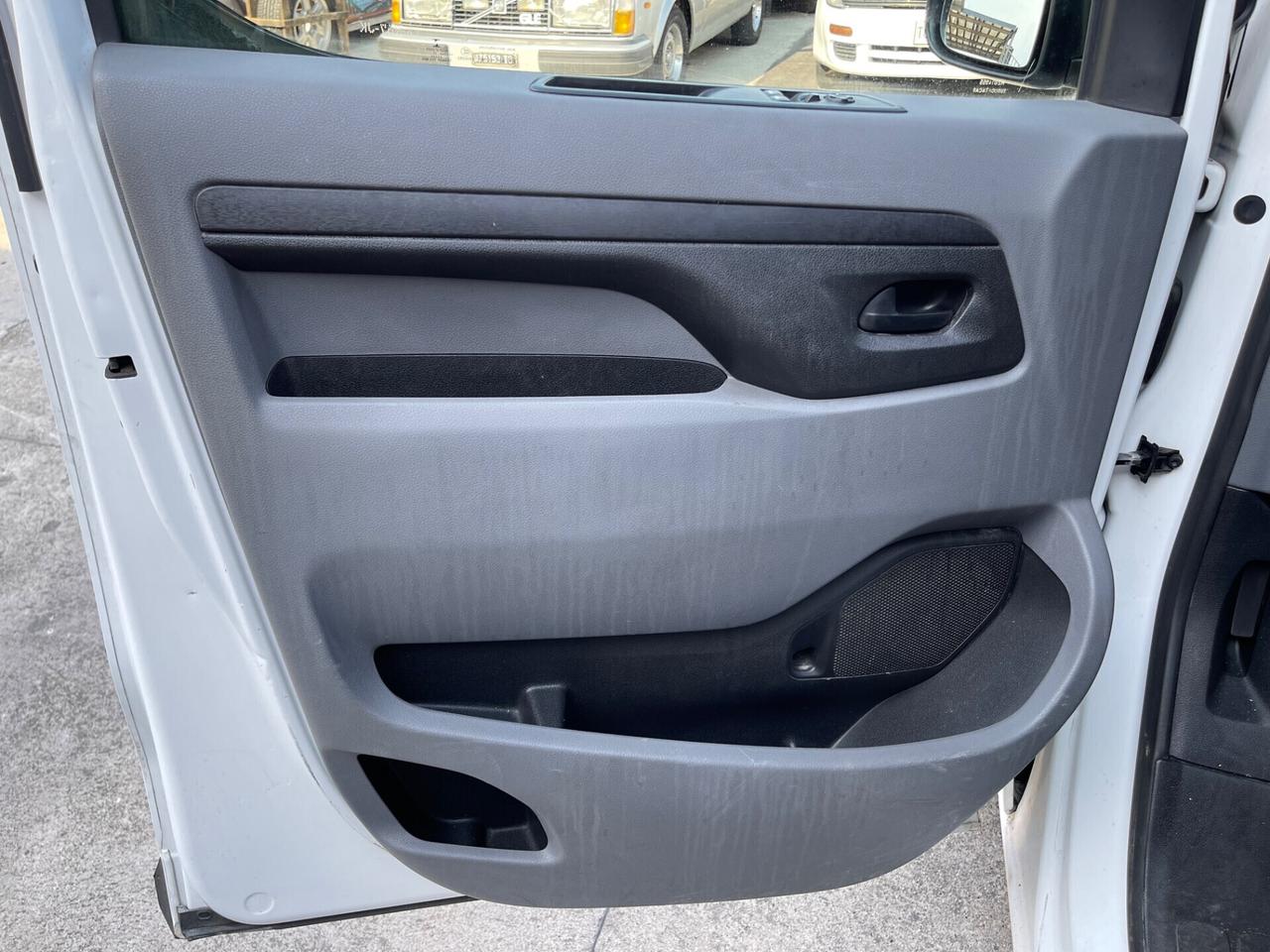 Peugeot Expert 2.0 BlueHDi 150 L3 Long IVA Esposta
