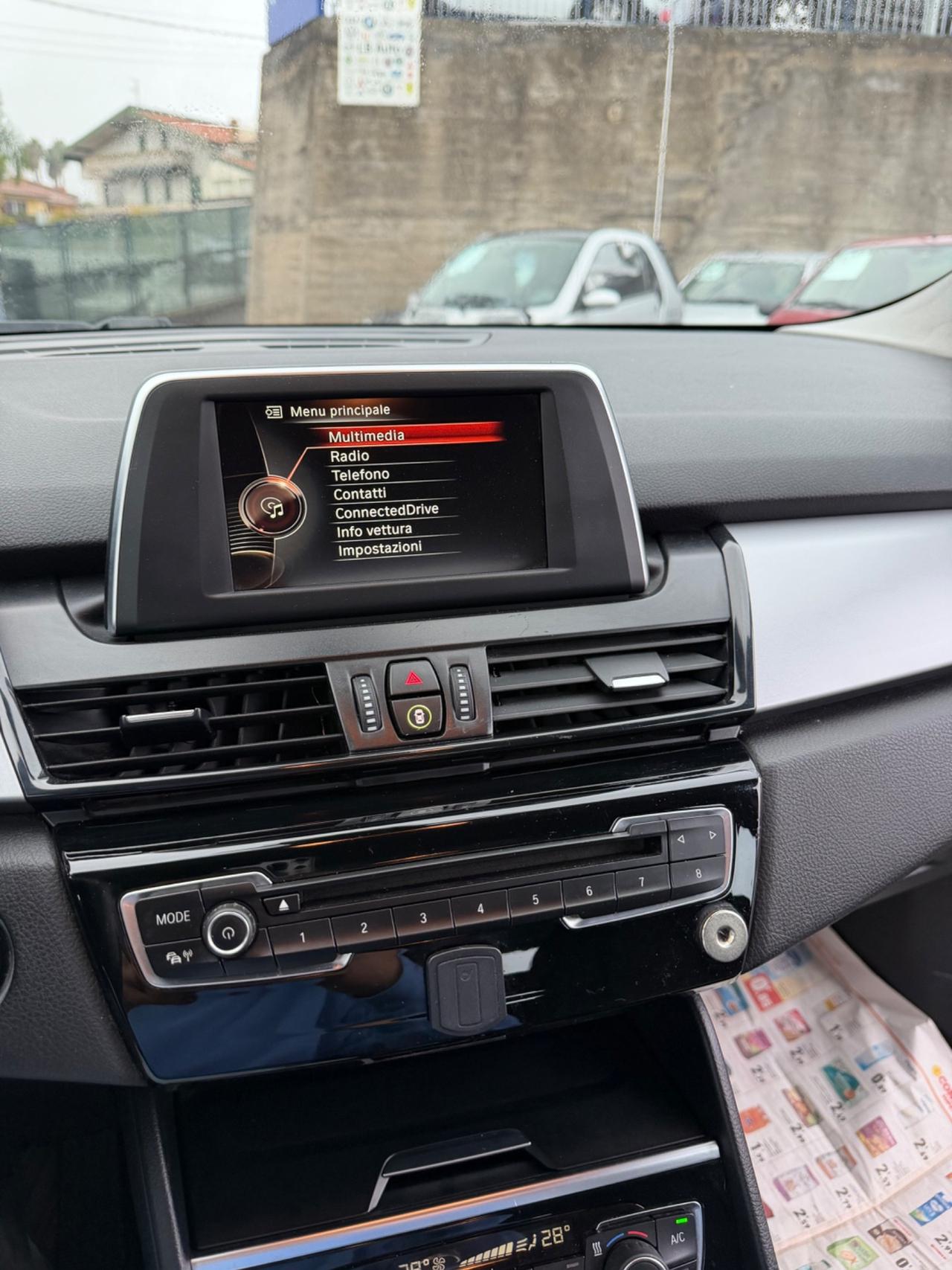Bmw 218 218d Active Tourer Luxury (110Kw)