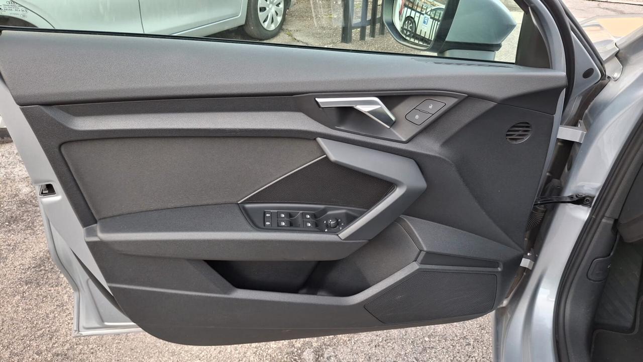 Audi A3 SPB 35 TDI S tronic Business Advanced