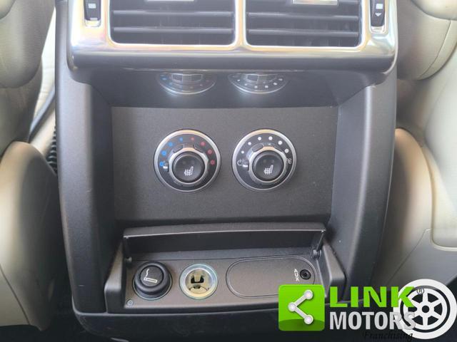 LAND ROVER Range Rover 3.6 TDV8 Autobiography