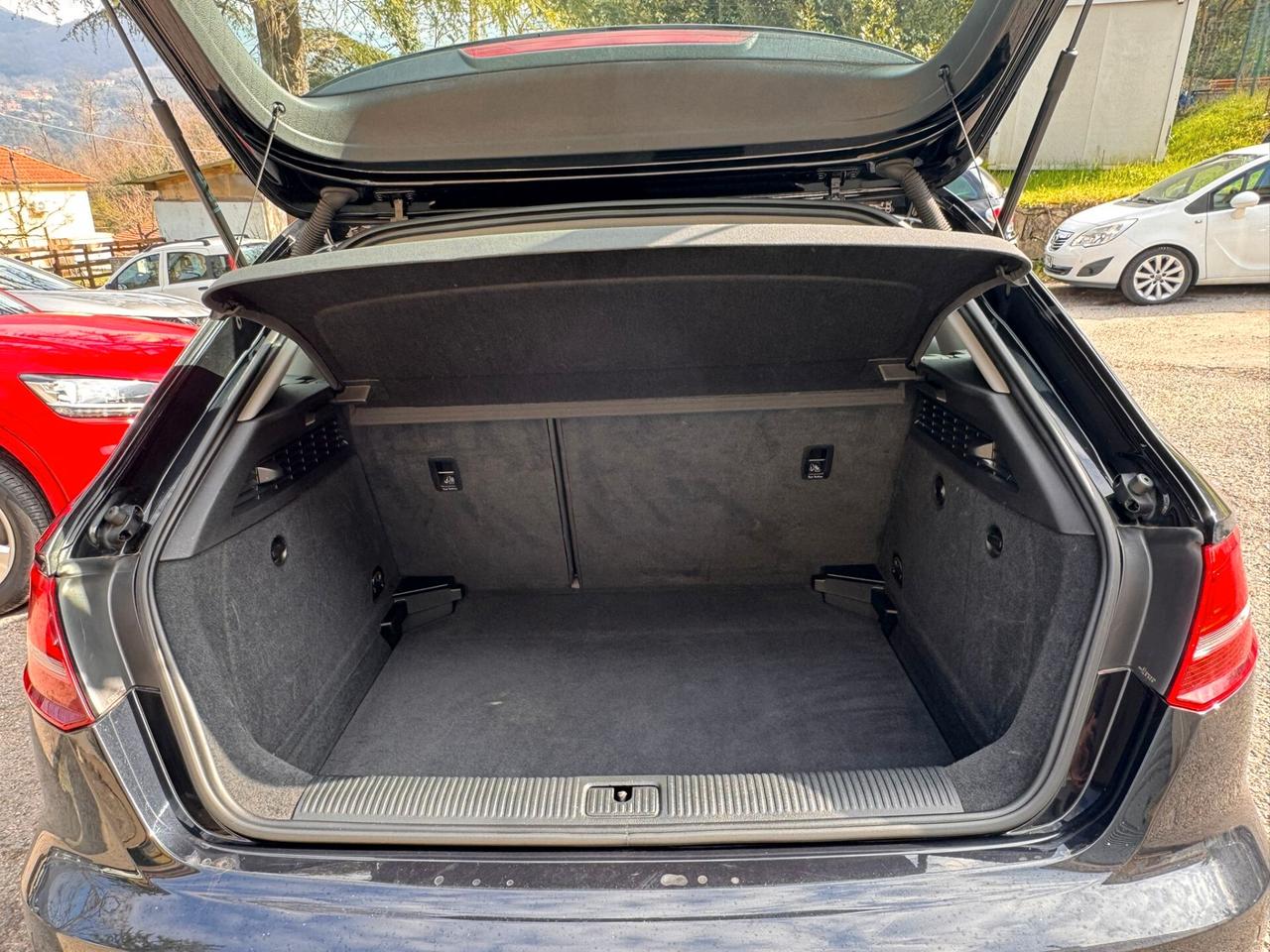 Audi A3 SPB 1.6TDI SPORT GARANZIA 1 ANNO