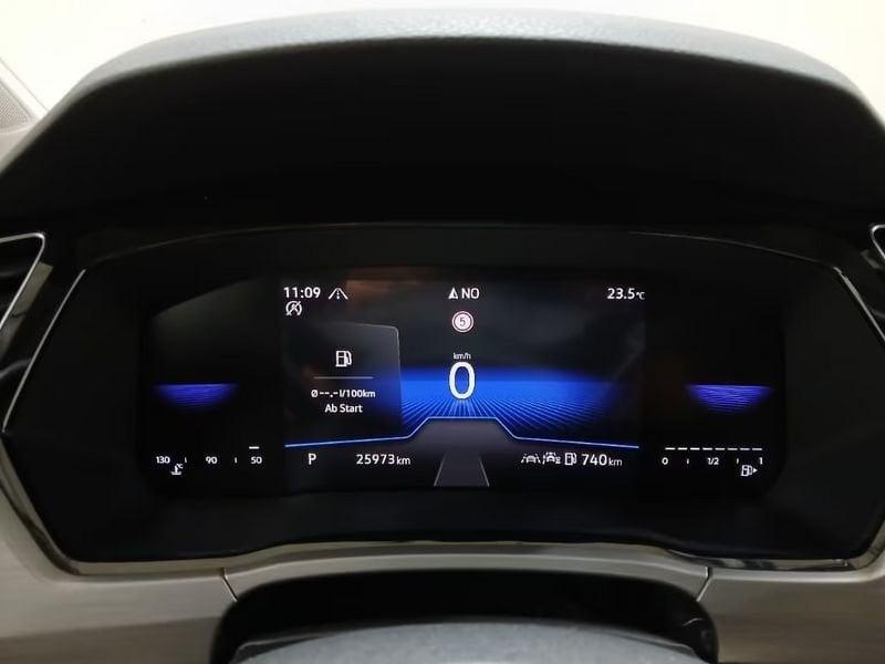 Volkswagen Touran 1.5 TSI EVO Business DSG NAVI ACC LED CAMERA