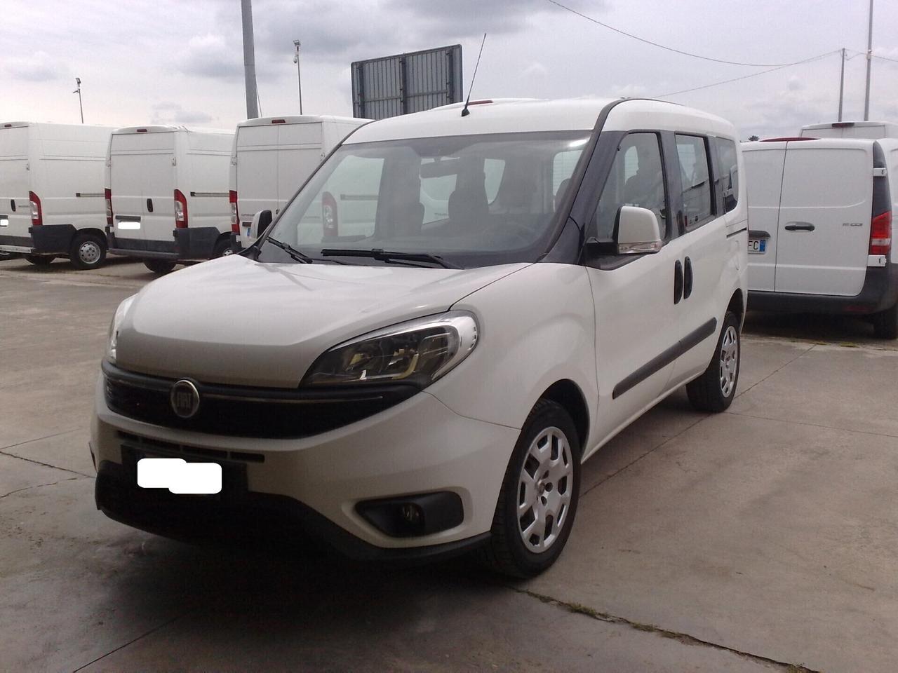 Fiat doblò 1.6mjet 5 Posti COMBI - 2018