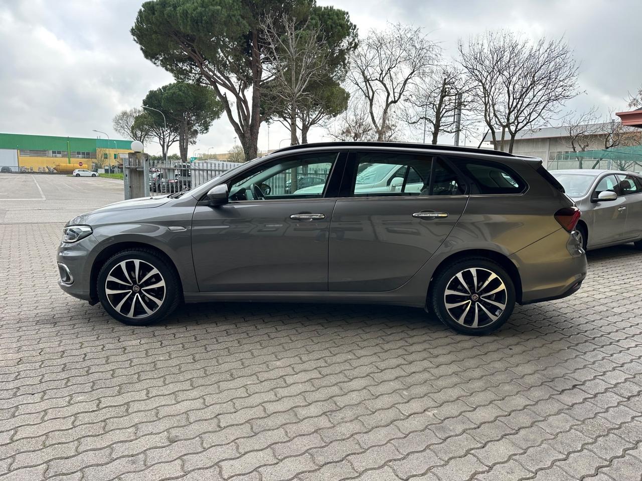 Fiat Tipo 1.6 Mjt S&S SW Lounge