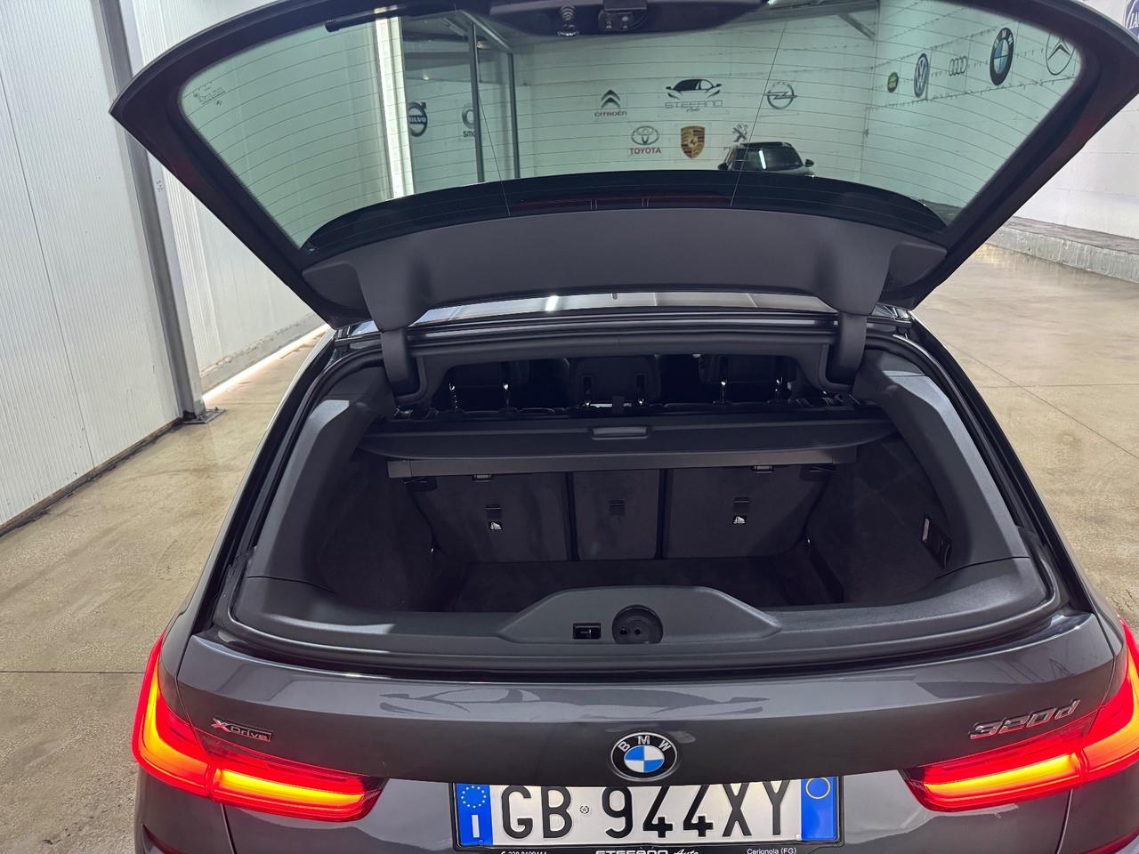Bmw 320 320d xDrive Touring Msport