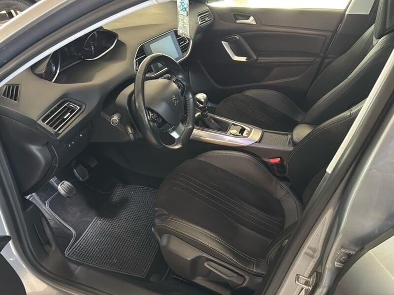 Peugeot 308 1.6 e-HDi 115cv Allure Cinghia Distrib. e Frizione Nuove Gancio Traino