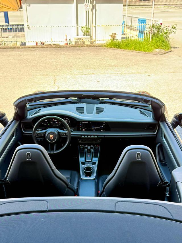PORSCHE 911 Carrera Cabriolet