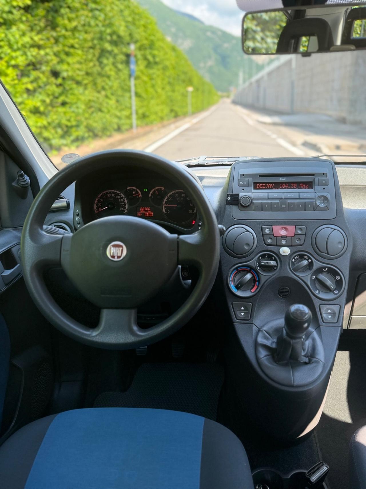 Fiat Panda 1.2 69cv Benzina euro 5 ok neopatentati