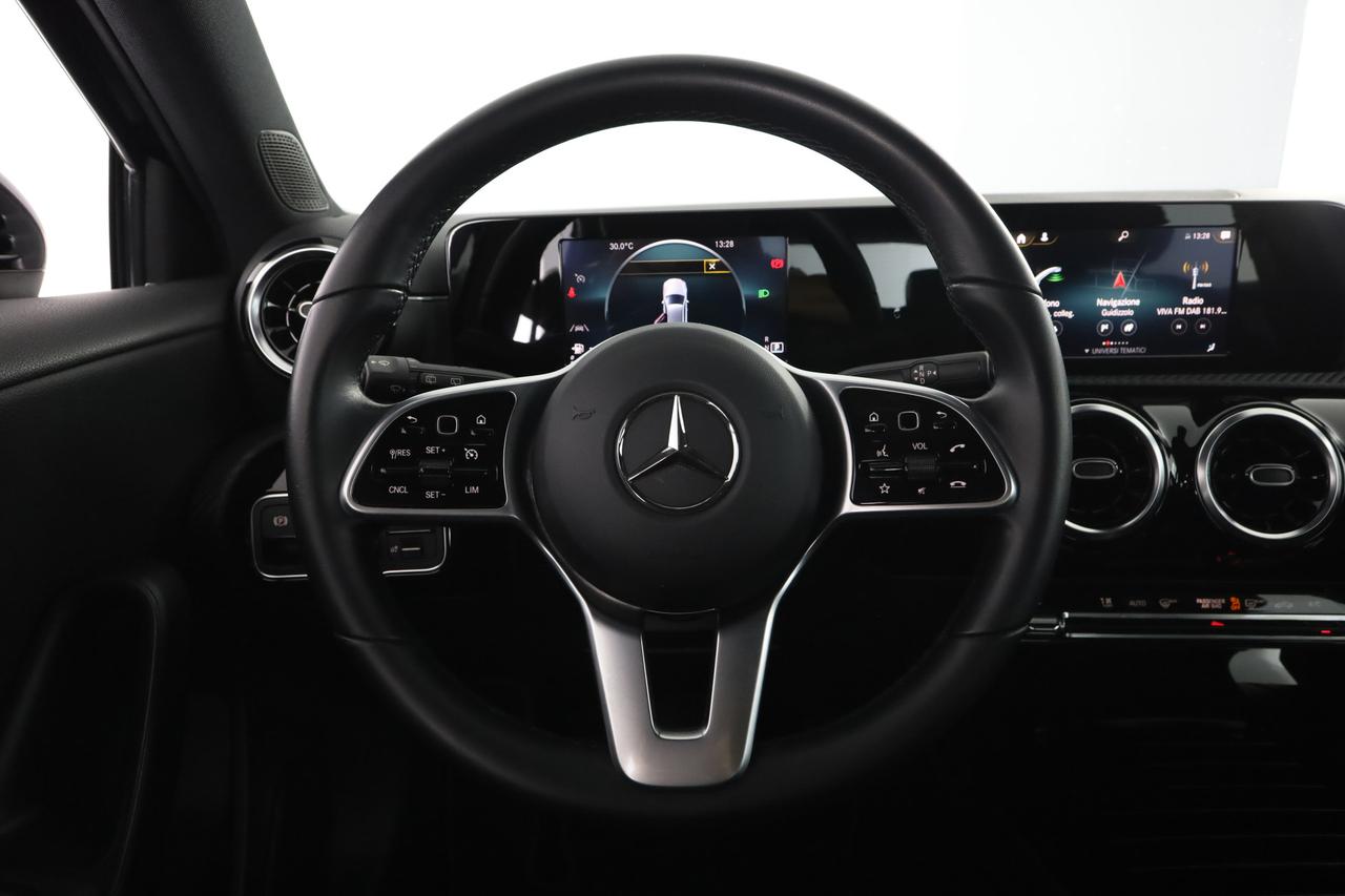 MERCEDES Classe A (W177) A 180 d Automatic Business Extra