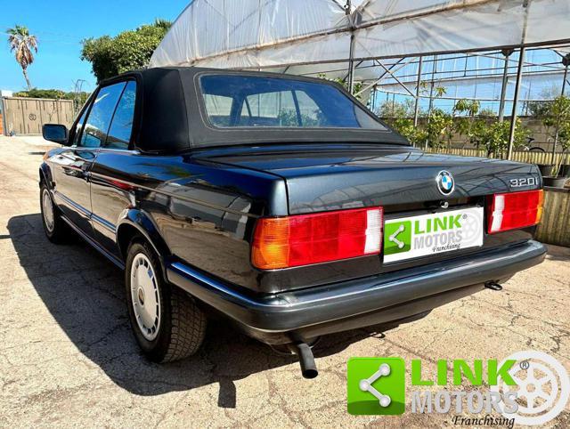 BMW 320 i Cabriolet