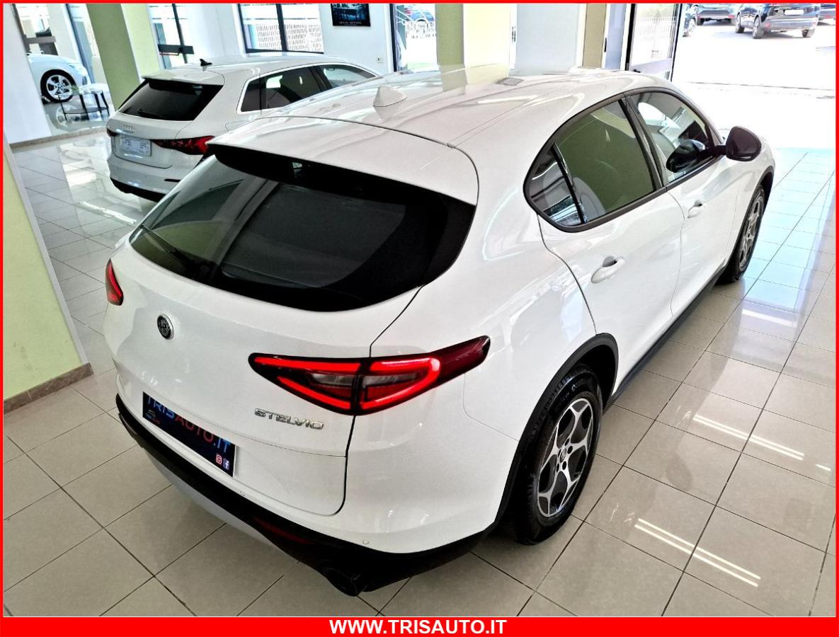 ALFA ROMEO Stelvio 2.2 Td AT8 Super (BIXENO+NAVI)