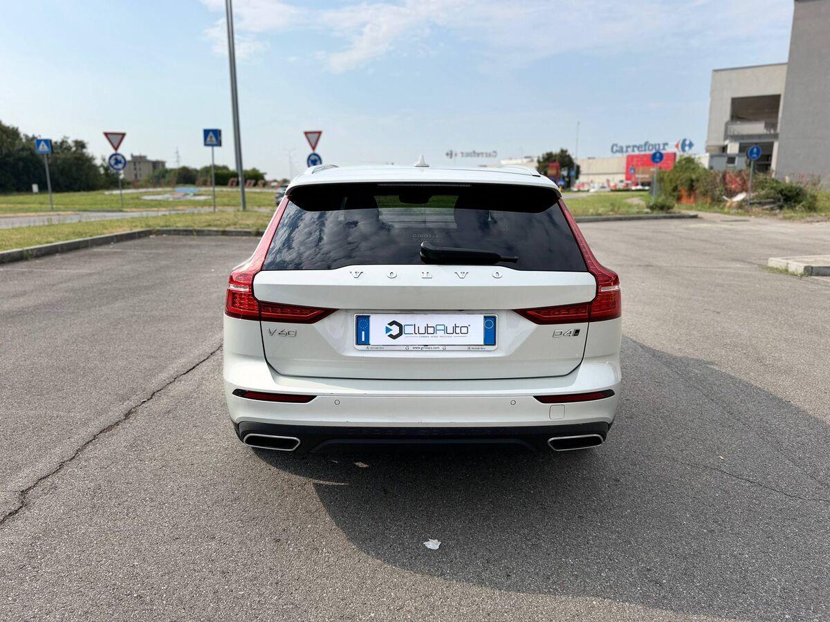 Volvo V60 2.0 b4 Business Pro awd auto