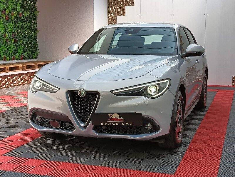 Alfa Romeo Stelvio Stelvio 2.2 Turbodiesel 160 CV AT8 RWD Business