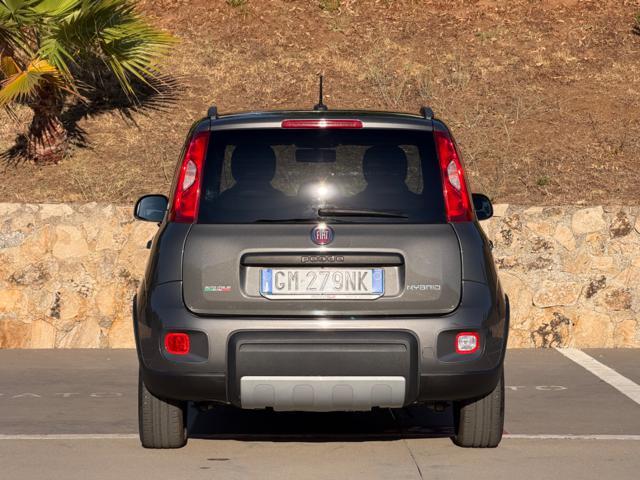 FIAT Panda 1.0 HYBRID CITY LIFE+CLIMATRONIC+SCHERMO+5POSTI