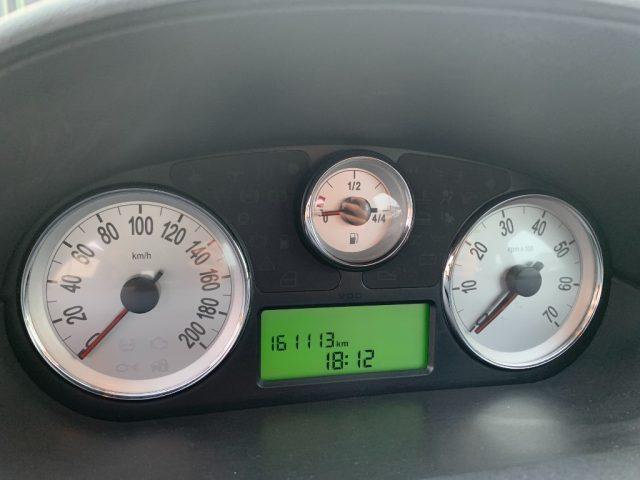 LANCIA Ypsilon 1.3 MJT 75 CV Unyca