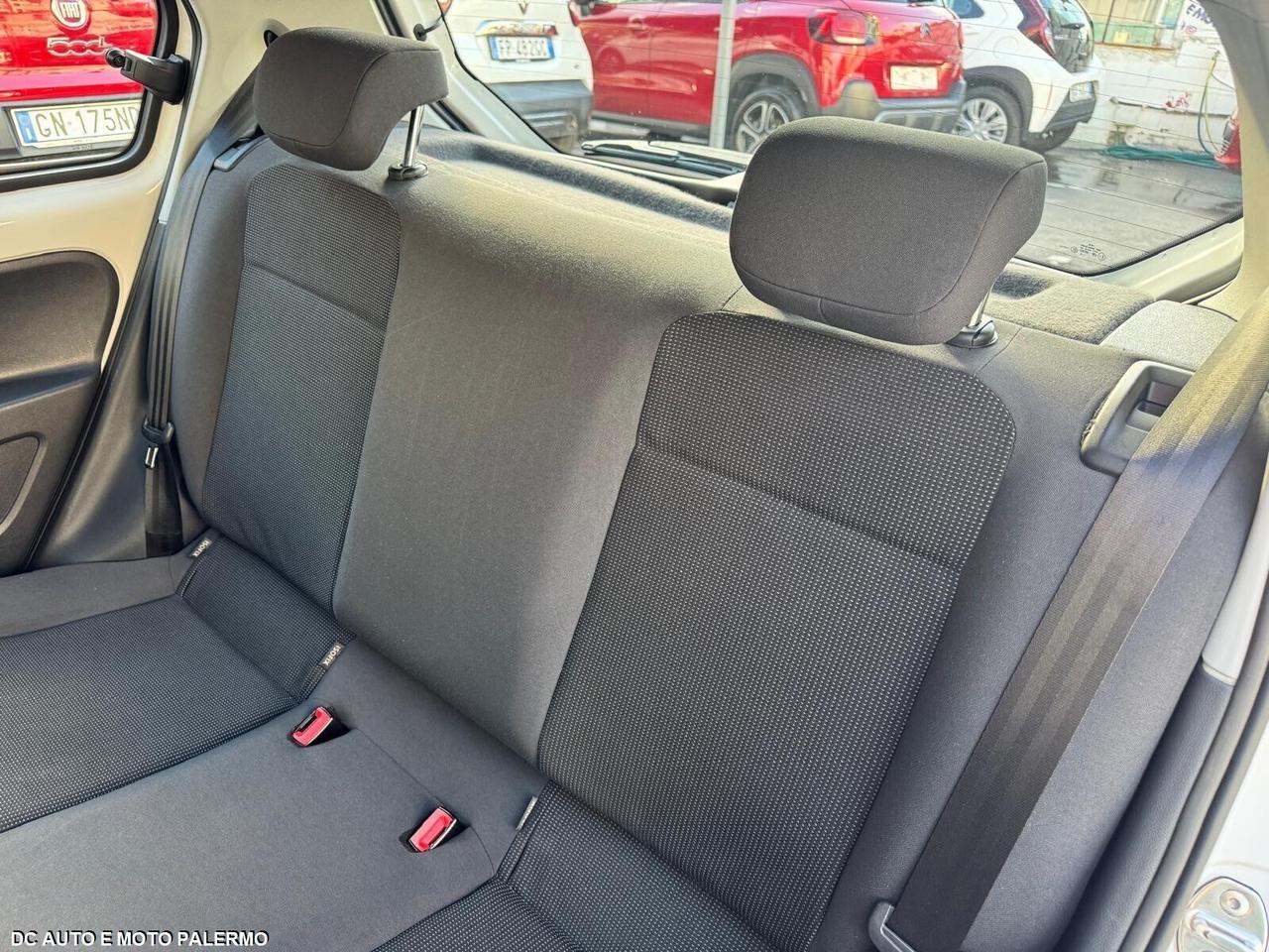Volkswagen UP! 1.0 Benzina 68cv..Metano..2014