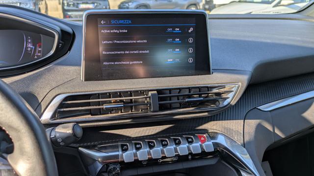 PEUGEOT 3008 Active 1.2cc 130cv CAMERA POST. ANDROID/IOS CRUISE