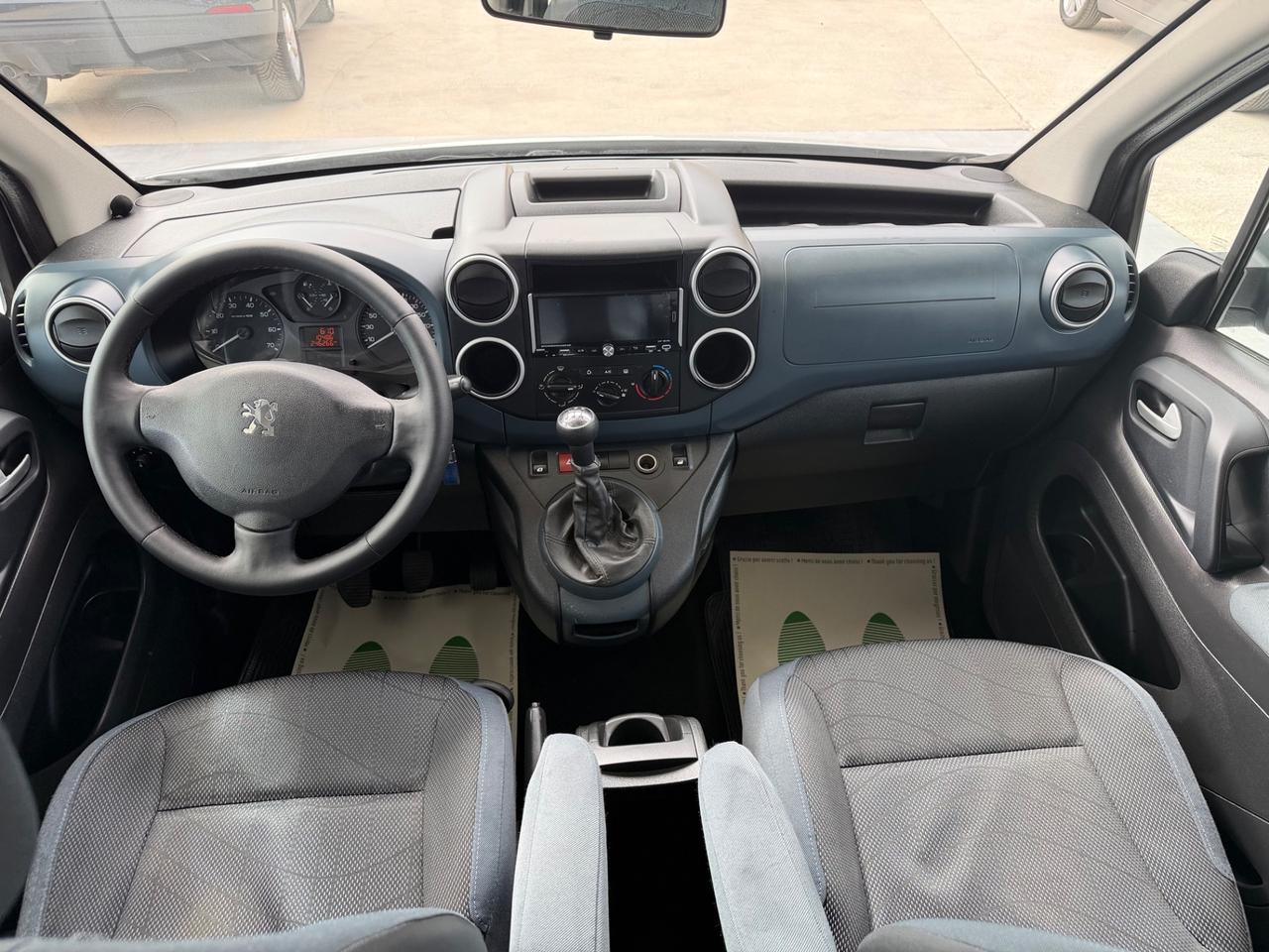Peugeot Partner Tepee 1.6 HDi 92CV Outdoor