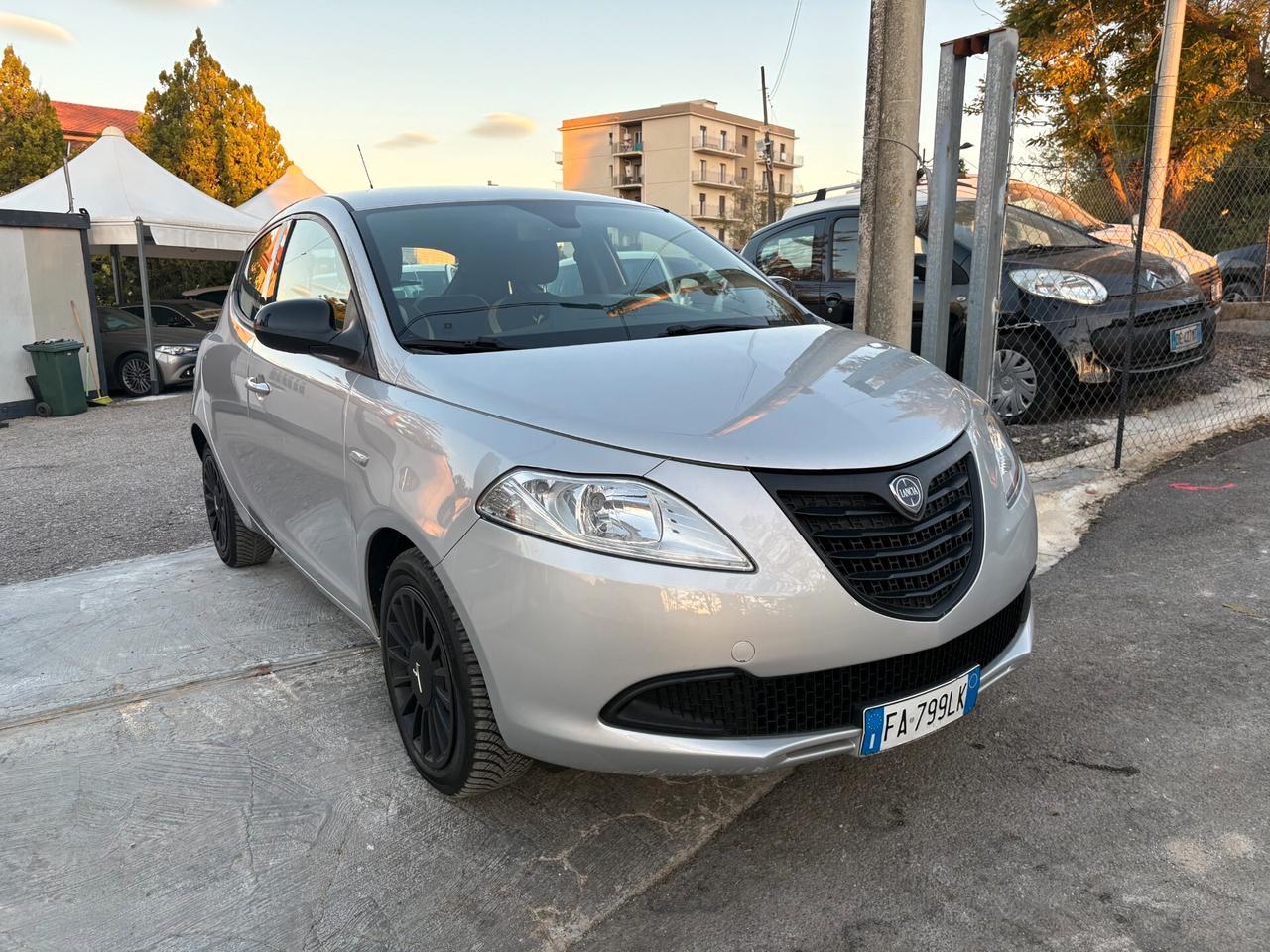 Lancia Ypsilon 1.2 69 CV 5 porte Opening Edition