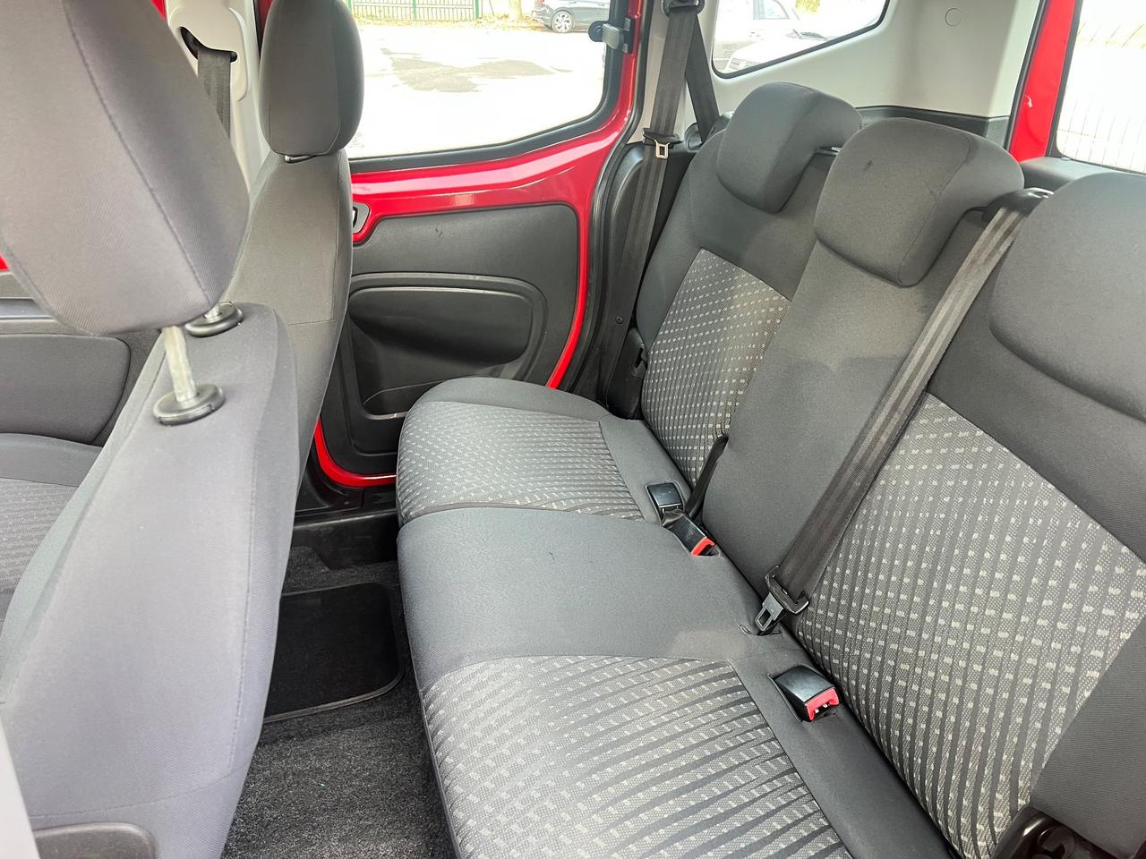 Peugeot Bipper Tepee 1.3 HDi 75 FAP Stop&Start Family