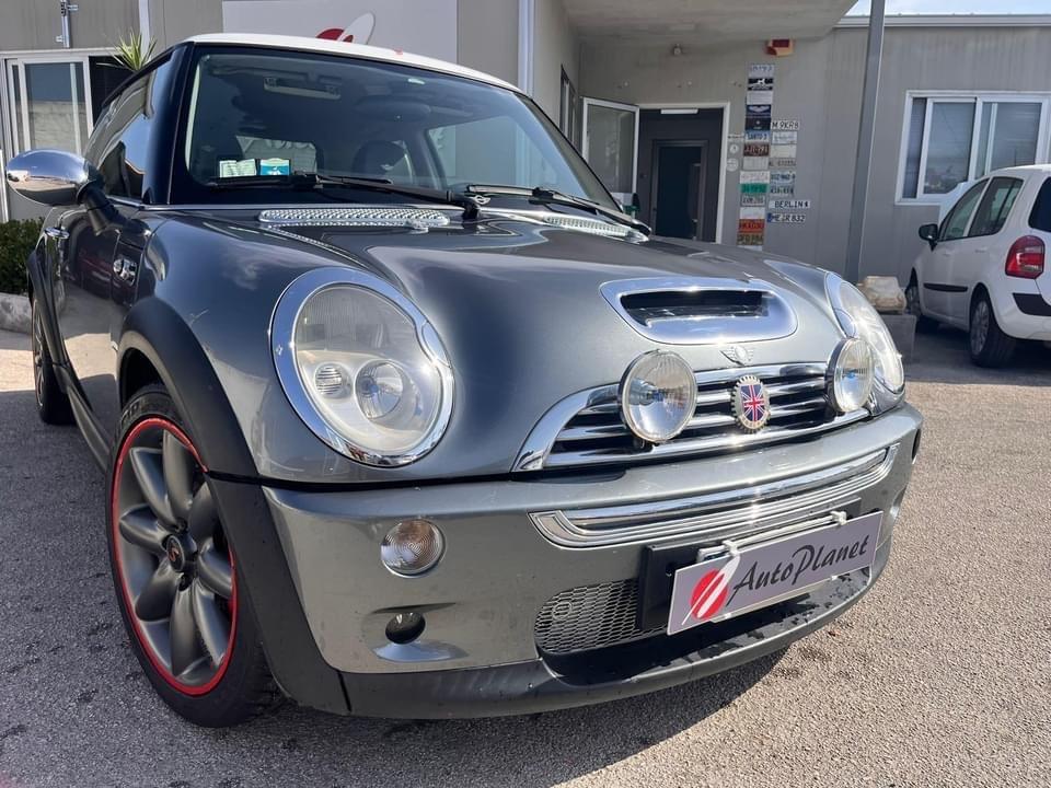 Mini Mini 1.6 16V Cooper S Black Friday