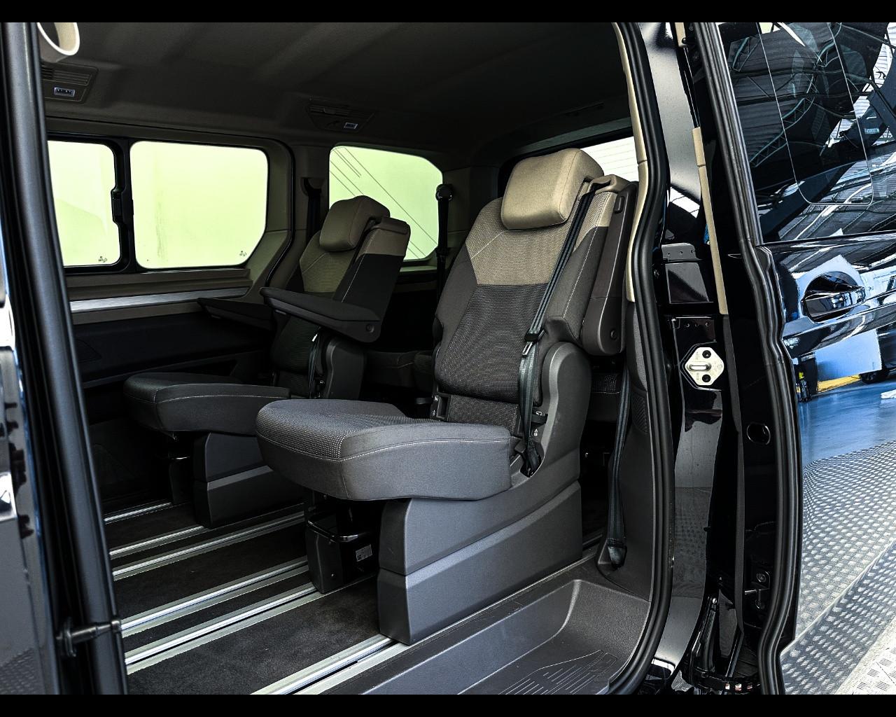 VOLKSWAGEN Multivan 7ª '21-> - Multivan 1.5 PHEV DSG 4Motion Life