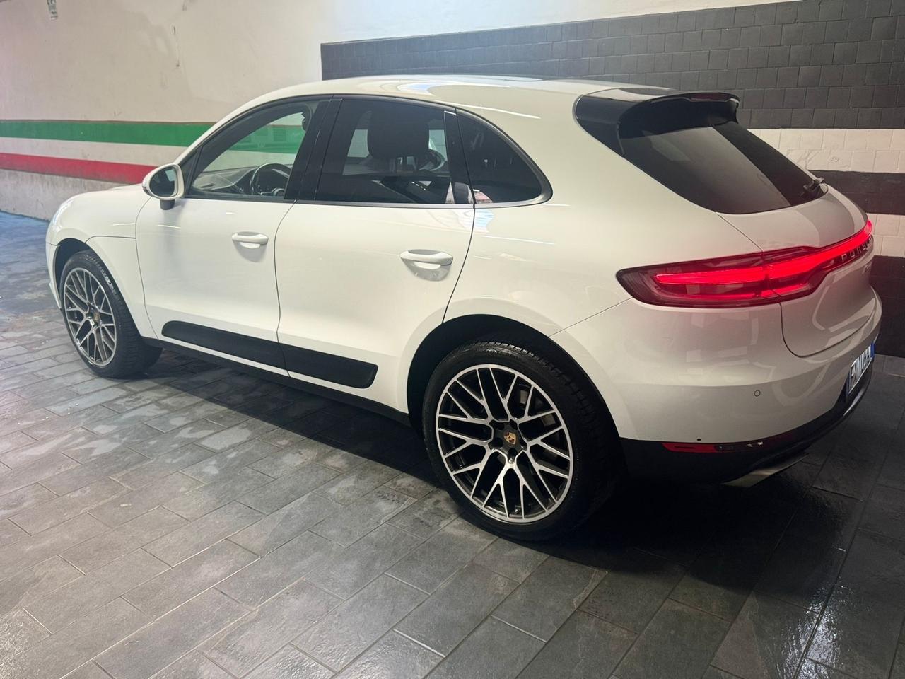 Porsche Macan 2.0