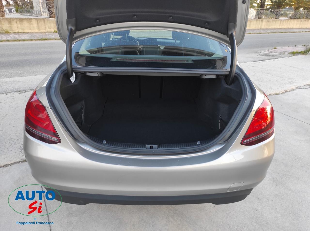 Mercedes-benz C 180d - 1.6 Diesel 120cv FULL