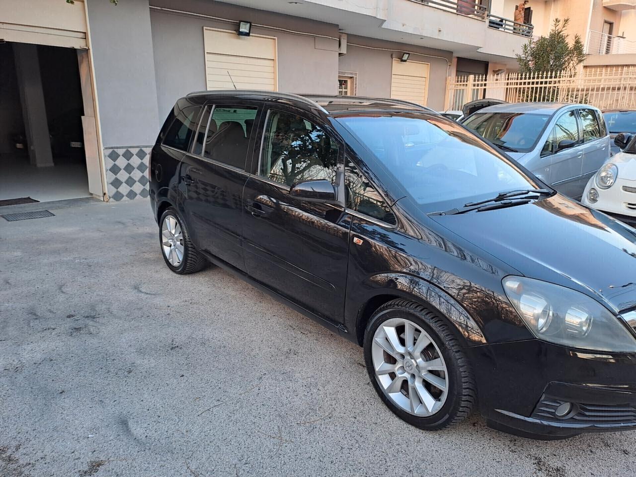 Opel Zafira 1.9 CDTI 120CV Cosmo 7 POSTI